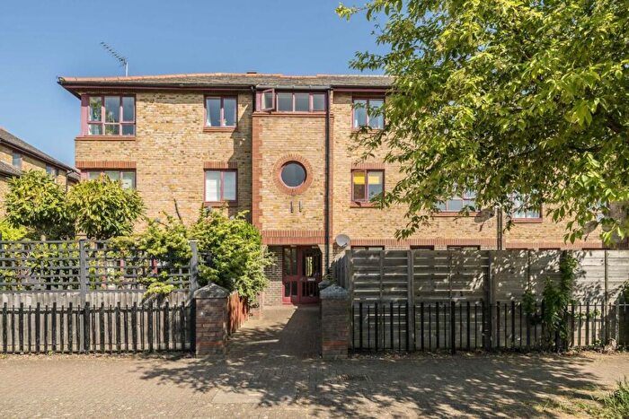 2 Bedroom Flat For Sale In Archangel Street, Canada Water, SE16