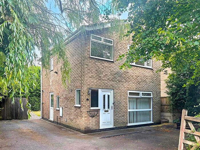 3 Bedroom Detached House For Sale In South Street, Riddings, Alfreton, DE55