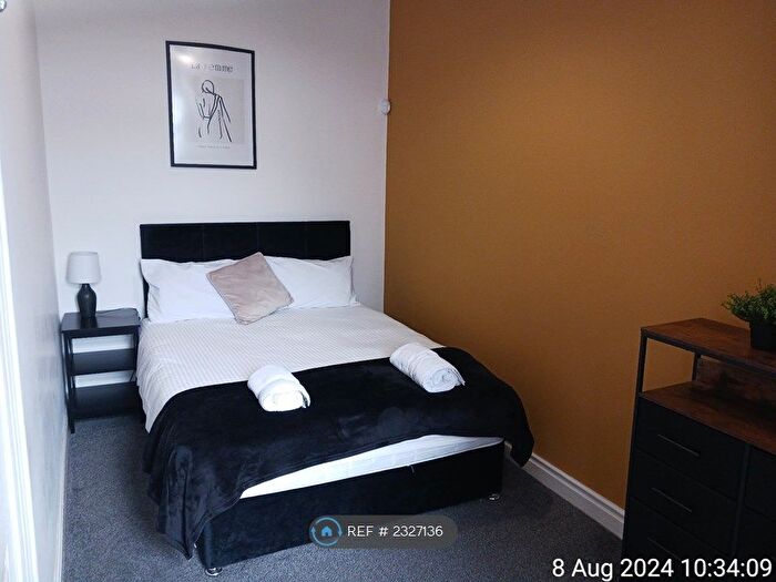 2 Bedroom Flat To Rent In Saltwell Road, Gateshead, NE8