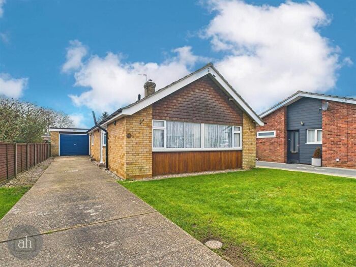 2 Bedroom Detached Bungalow For Sale In Beauford Road, Ingham, IP31