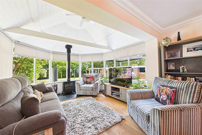 4 Bedroom Detached House For Sale In Thibet Road, Sandhurst, Berkshire, GU47