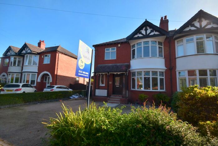 5 Bedroom House To Rent In Dialstone Lane, Offerton, Stockport, SK2