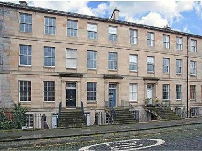 2 Bedroom Flat To Rent In St. Stephen Street, Stockbridge, Edinburgh, EH3