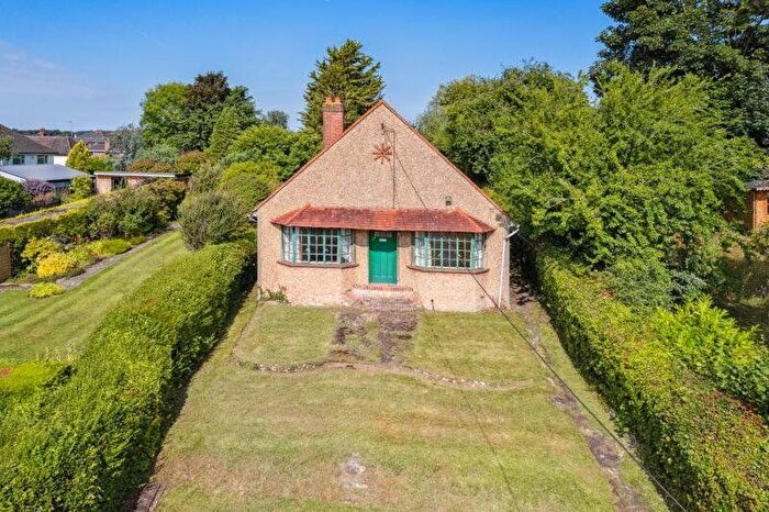 2 Bedroom Bungalow To Rent In Kings Road, Chalfont St. Giles, Buckinghamshire, HP8