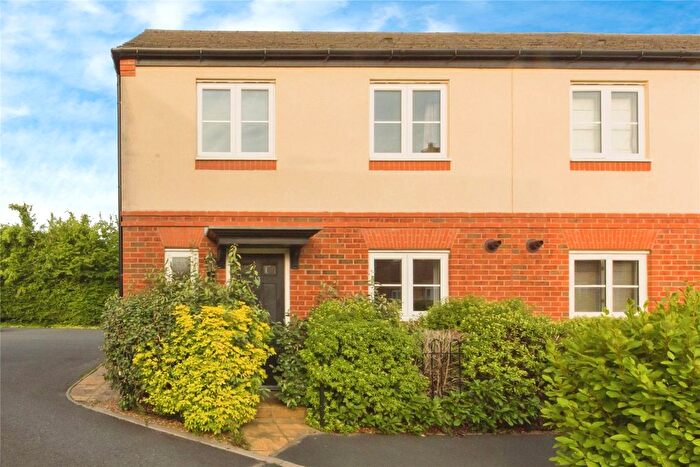 4 Bedroom End Of Terrace House For Sale In Barnton Way, Sandbach, Cheshire, CW11