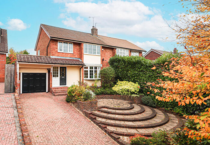 3 Bedroom Semi Detached House To Rent In Butt Field View, St Albans, AL1