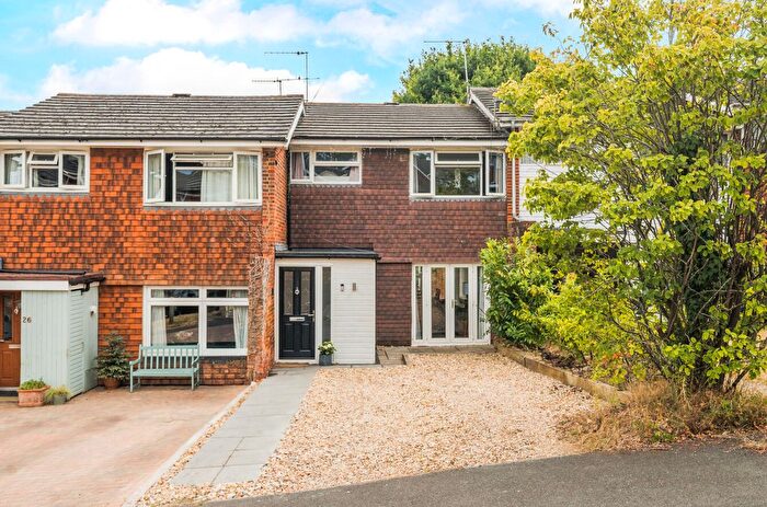 3 Bedroom Terraced House For Sale In Godalming, Surrey, GU7