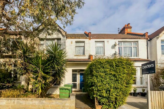 2 Bedroom Flat To Rent In Tankerton Road, Surbiton, KT6