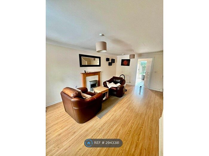 3 Bedroom Terraced House To Rent In Hazel Grove, Bristol, BS7