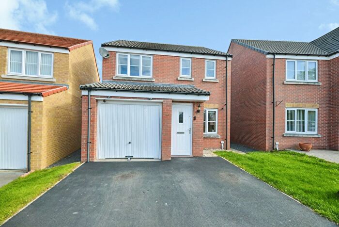 3 Bedroom Detached House For Sale In Earlsdon Avenue, Middlesbrough, Cleveland, TS5