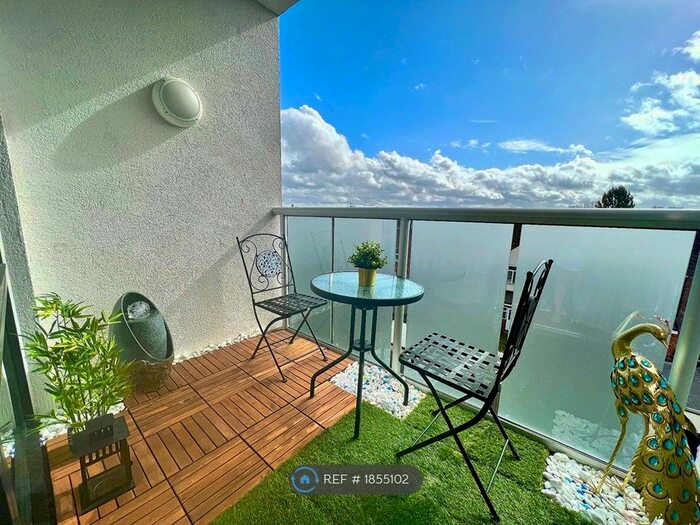 2 Bedroom Flat To Rent In Fishers Way, London, HA0