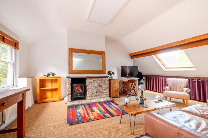 1 Bedroom Apartment To Rent In Oxford Street, Woodstock, OX20