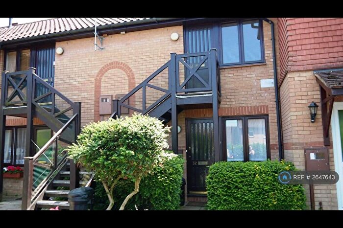 Studio To Rent In Walnut Tree, Milton Keynes, MK7