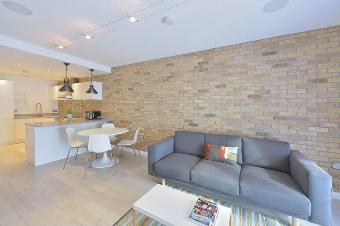 2 Bedroom Flat For Sale In Plumbers Row, London, E1