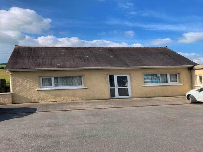 2 Bedroom Flat To Rent In Gerynant, Capel Dewi, Carmarthen, SA32