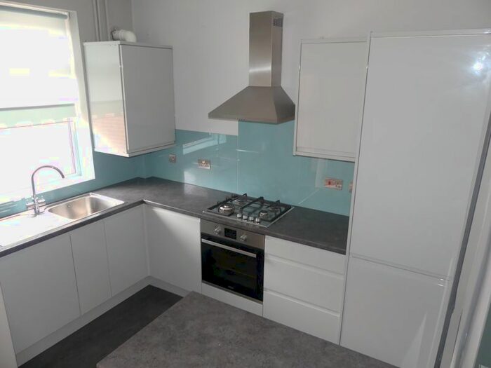 3 Bedroom Terraced House To Rent In Herbert Street, Oldham, OL4