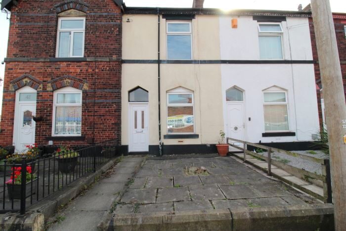 3 Bedroom Terraced House To Rent In Harvey Street, Bury, BL8
