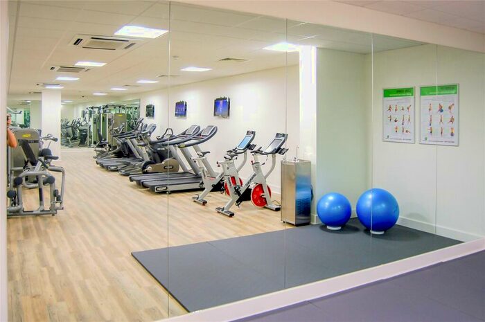 1 Bedroom Apartment To Rent In Lanterns Way, London, E14