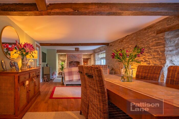 3 Bedroom Cottage For Sale In Grafton Underwood, Grafton Underwood, Kettering, NN14