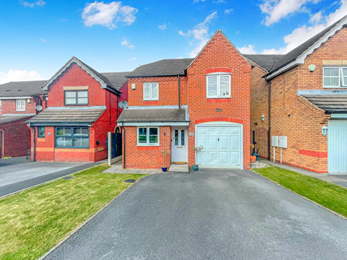 3 Bedroom Detached House For Sale In Brettas Park, Monk Breatton, Barnsley, S71