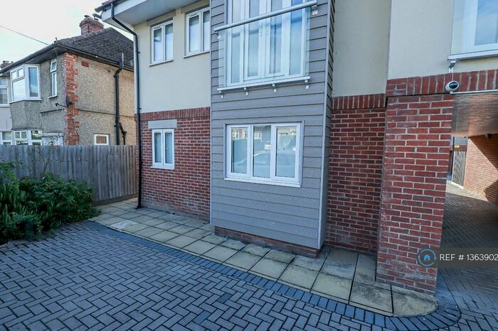 3 Bedroom Flat To Rent In Marston Road, Oxford, OX3