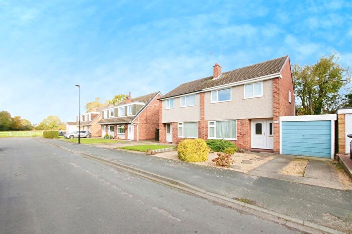 3 Bedroom Semi-Detached House For Sale In Lowfield Drive, Haxby, York, YO32