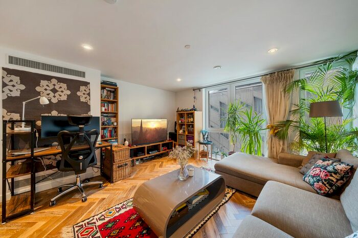 2 Bedroom Flat To Rent In Eagle Point, City Road, EC1V