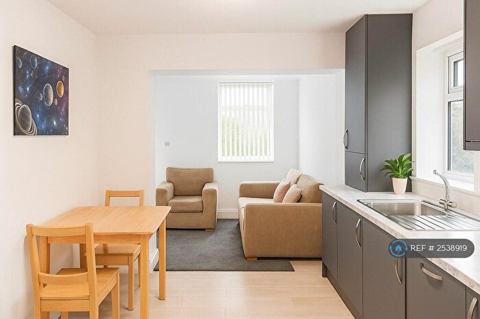 2 Bedroom Maisonette To Rent In Coral Gardens, Hemel Hempstead, HP2