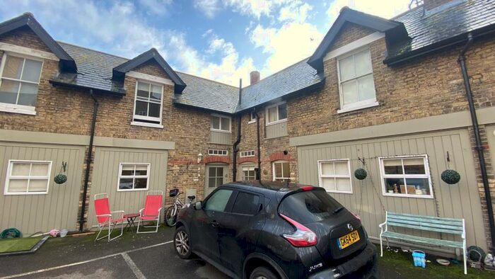 2 Bedroom House To Rent In Adrian Mews, Westgate, CT8