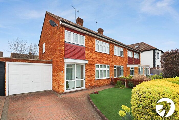 3 Bedroom Semi Detached House For Sale In Erith Road, Belvedere, DA17