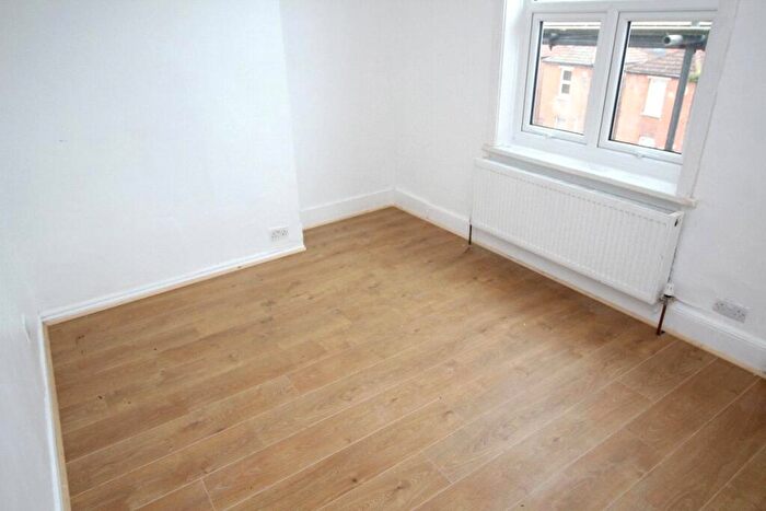 1 Bedroom Flat To Rent In Western Parade, Southsea, Hampshire, PO5
