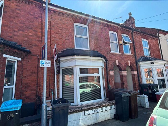 4 Bedroom Terraced House For Sale In Nelthorpe Street, Lincoln, LN5