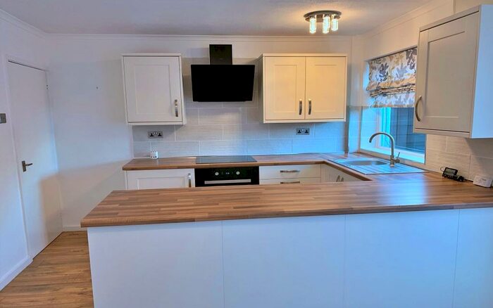 3 Bedroom End Of Terrace House To Rent In Rowood Drive, Solihull, B92