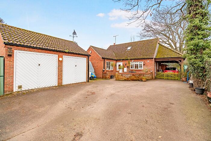 3 Bedroom Detached Bungalow For Sale In Manor Road, Dersingham, PE31