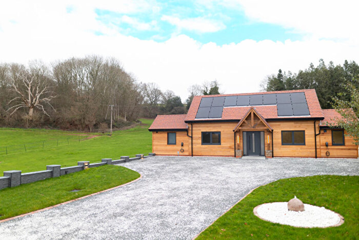 4 Bedroom Detached House For Sale In Lincomb Stourport-on-Severn, Worcestershire, DY13