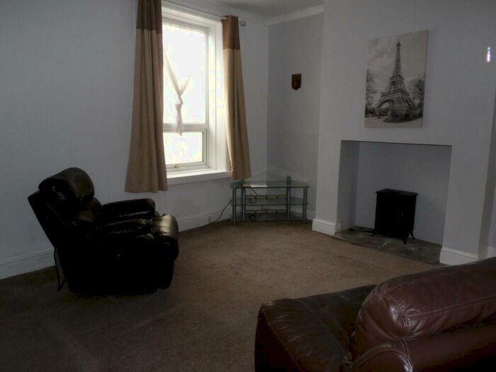 2 Bedroom House To Rent In Brook Street, BB1