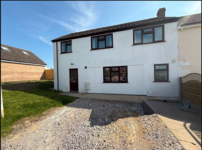 2 Bedroom Semi-Detached House For Sale In High Street, Morton, Bourne, PE10
