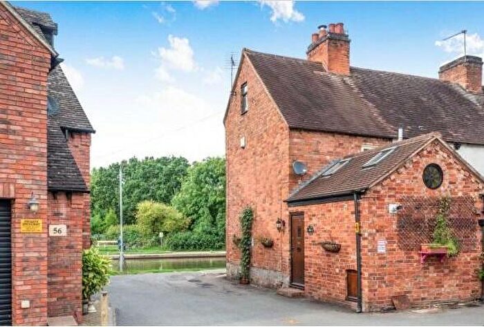 2 Bedroom Cottage To Rent In , Lower Cape, Warwick, Warwickshire, CV34