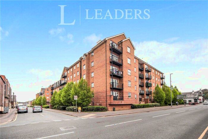 2 Bedroom Apartment For Sale In Holly Street, Luton, Bedfordshire, LU1