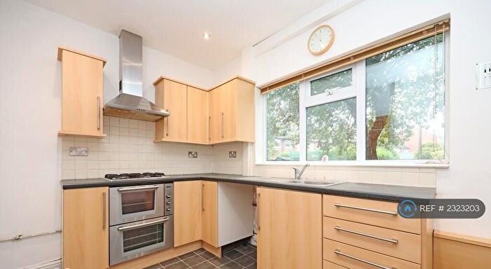 2 Bedroom End Of Terrace House To Rent In Castle Hill Road, Newcastle-Under-Lyme, ST5