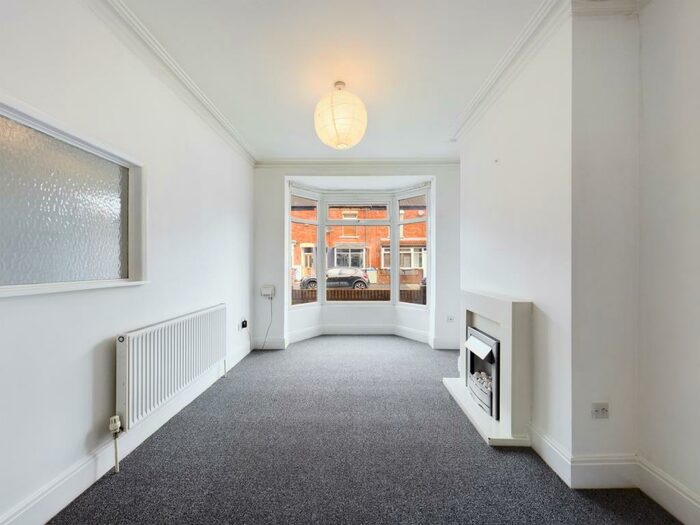 2 Bedroom Terraced House To Rent In Belvoir Street, HU5