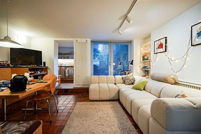 1 Bedroom Flat To Rent In Albert Street, Regents Park, NW1