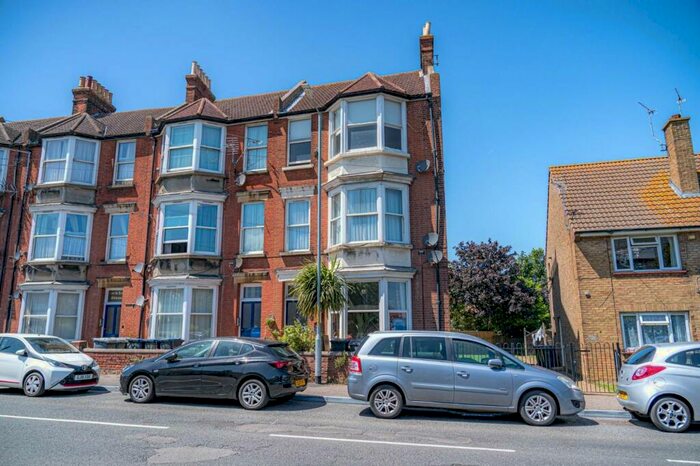 2 Bedroom Flat To Rent In Sea Street, Herne Bay, CT6