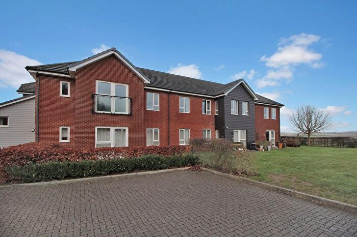 2 Bedroom Flat For Sale In Calleywell Lane, Aldington, TN25