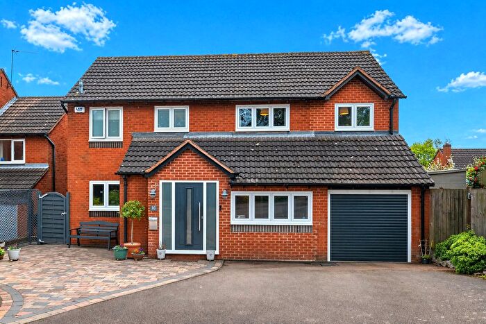 5 Bedroom Detached House For Sale In Bracken Close, Lichfield, Staffordshire, WS14