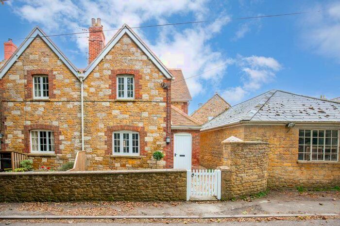 2 Bedroom Semi-Detached House For Sale In Charming Cottage In A Pretty Somerset Village, BA22