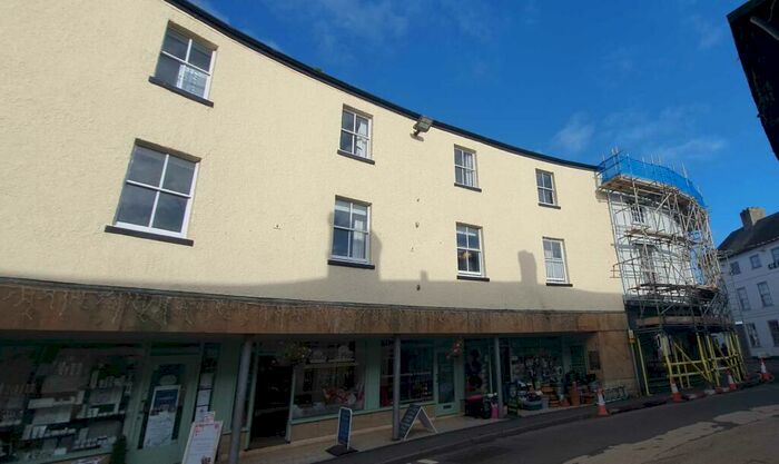 1 Bedroom Flat To Rent In Old Bell House, Axminster, EX13