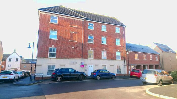 2 Bedroom Flat To Rent In Arnold Street, Swindon, SN25