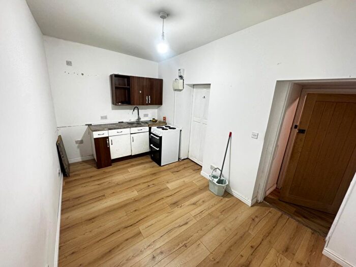 1 Bedroom Studio To Rent In High Street, Brierley Hill, DY5