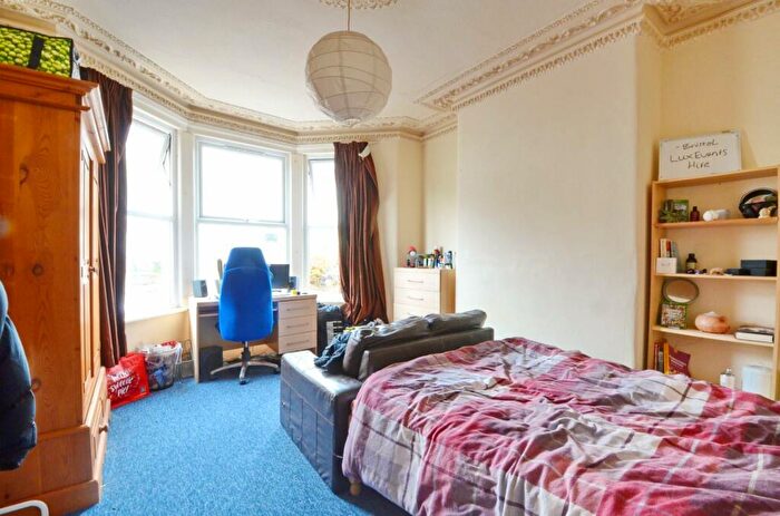 5 Bedroom Terraced House To Rent In Dongola Road, Bristol, BS7